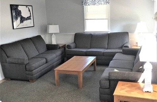 Hyannis House | Large home for families, 2/10m to Kalmus Beach, 4BR sleeps 12 plus 2 GameRoom