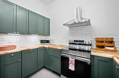 Baltimore House | Large home on a quiet street close to attractions