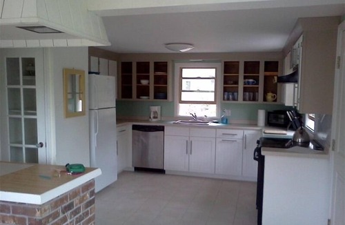 Charlestown House | Large light filled house 1/2 mile to Charlestown Town Beach