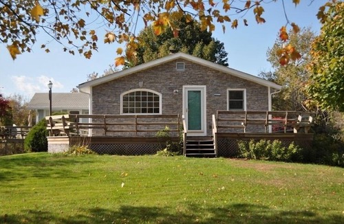 Charlestown House | Large light filled house 1/2 mile to Charlestown Town Beach