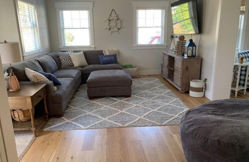 Falmouth Heights House | Large new home in Falmouth Heights.walk to the beach!