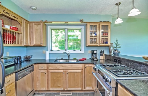 Bethlehem House | Large Secluded home with Mountain Views. Close to Skiing, Snowmobile, Hiking