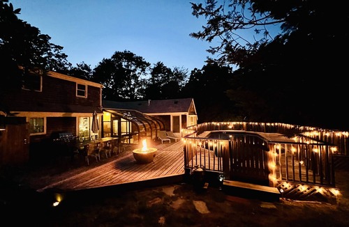 Brewster House | Last-min Aug opening! Previously booked week now available. 5BR Heated Pool, A/C
