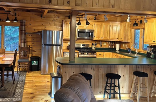 Rangeley Plantation Cabin | Lazy Dog Lakefront Cabin - a cozy retreat on tranquil Mooselookmeguntic Lake