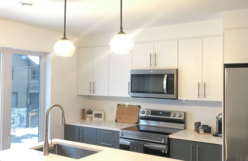 Saint-Faustin-Lac-Carre House | Le Townhouse 62 - New modern ski-in/ski-out just steps from beach and lake!