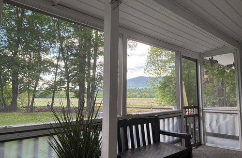 North Conway House | Less than 1 mile to charming North Conway 3-bedroom house with private hot tub