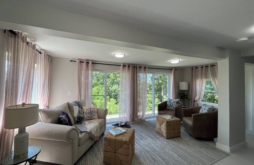 Lewiston Cottage | Lewiston Serene Cottage Upscale Stunning River View 2 bedroom, all amenities AC