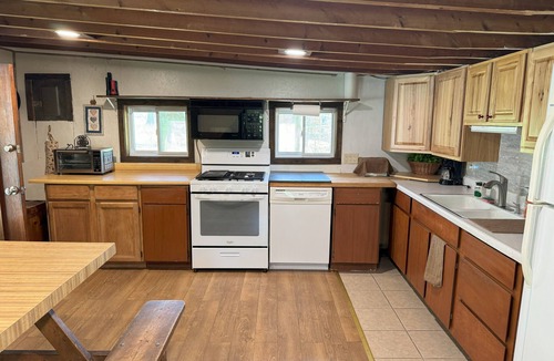 Morris Cabin | Lexington Camp – A Warm, Welcoming Cabin in the Heart of Pine Creek Valley