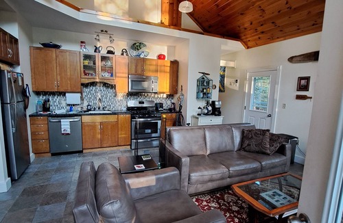Lubec House | Light and Bright Lubec Retreat. Feast on locally caught lobster and clams!