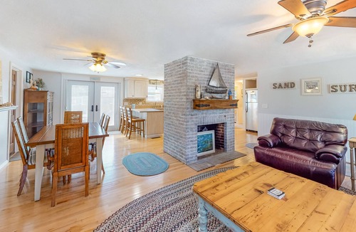 Harwich Center House | Light-filled home with fast WiFi, central AC, W/D & pool table - near beach