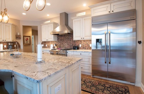 Honeoye House | Linger Longer Lakehouse: "Luxury Lake Living"