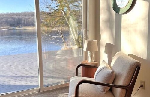 Summit House | Little Green Lake House