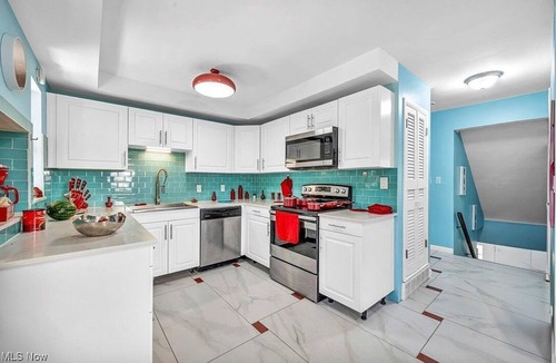 University Heights House | Little Paris 5 BR entire house - University Heights