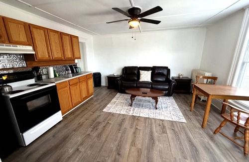 Littleton Apartment | Littleton Motel Apartment #21