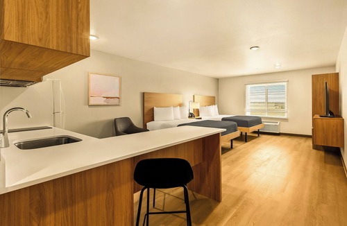 Scarborough Hotel | LivAway Suites Portland-Scarborough
