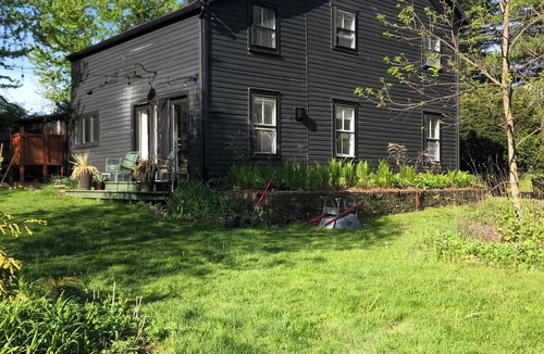 Livingston House | Livingston Farmhouse with hot tub and sauna