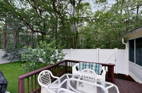 Barnstable House | Lobster Rock Retreat