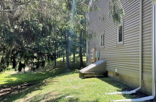 East Stroudsburg House | Located in safe private community with free parking and beautiful mountain view