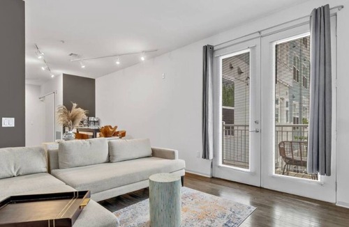 Assembly Square Apartment | Location Assembly Row, Professional Building!