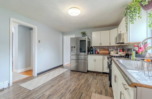 Spring Hill Apartment | LOCATION Boston 3 Bed 1 Bath + Private Parking + Game Room!
