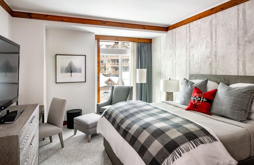 Stowe Area Condo | Lodge at Spruce Peak - Lux 3 Bdrm, Ski In/Out & Steps Away from All the Action!