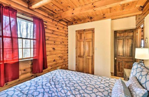 Pleasant Mount House | Log Cabin And Fjord Suite At Equestrian House