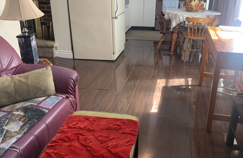 Port Stanley Cottage | Long term only - 2BDR Beachfront Cottage - with Hot Tub, Free WiFi, and Parking