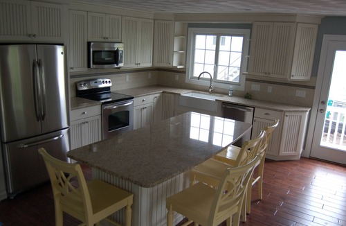 Newport East House | Long Term Rental Only, September - May