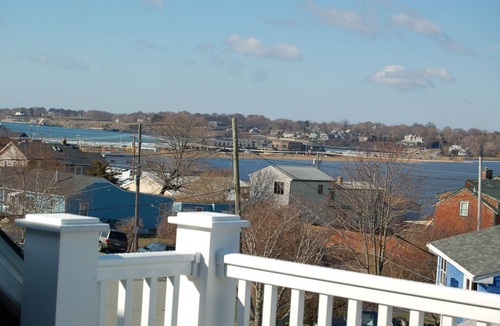 Newport East House | Long Term Rental Only, September - May