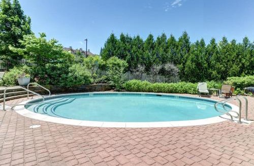 Stratton Mountain Apartment | Long Trail House - 230