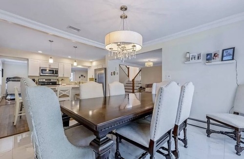 Merrick House | Look no further !
