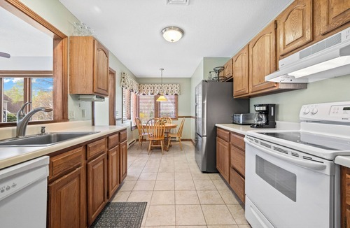 South Down Shores House | Loon Haven - Lake Access, Sleeps 12, Near Weirs Beach & Gunstock