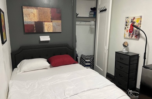 University Heights Apartment | Lovely 1-bedroom in a 3 bedroom apartment with AC in vibrant Bronx