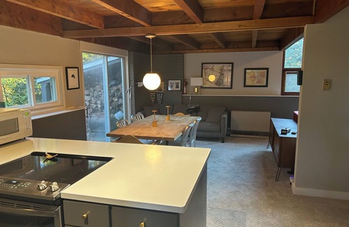 Warren House | Lovely 3-bedroom house less than a mile from the lifts, located on the 9th hole.
