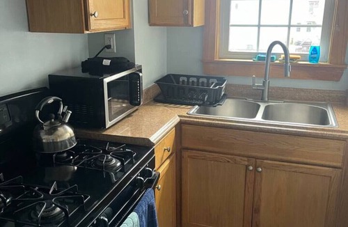 New Bedford Apartment | Lovely 4- Bedroom apartment for rent