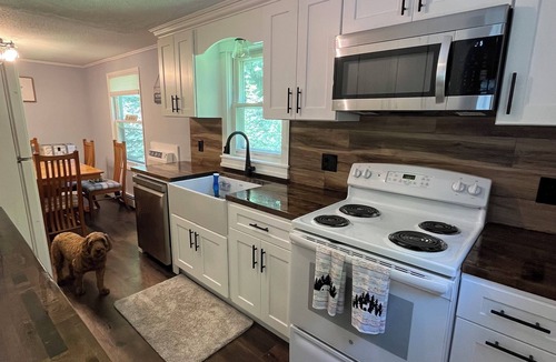 Wardsboro House | Lovely 4-bedroom Stratton - Mt. Snow Getaway