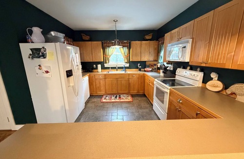 Londonderry House | Lovely 5-bedroom house in Londonderry perfect for your getaway
