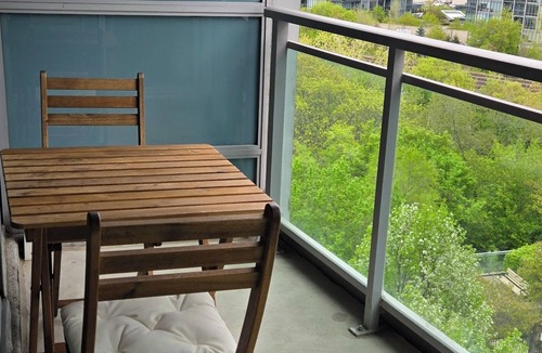 Humber Bay Condo | Lovely condo near Lake Ontario with Free Parking & 10 mins from FIFA BMO Field