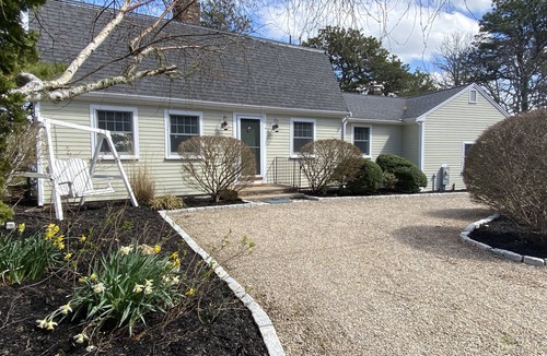 East Harwich House | Lovely House On Beautiful Fresh Water Pond