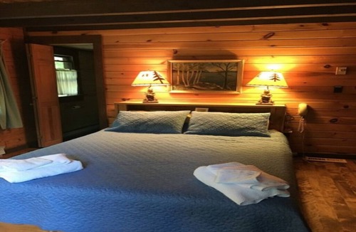 Jay Cabin | Lovely log home on the AuSable River in the High Peaks region of the Adirondacks
