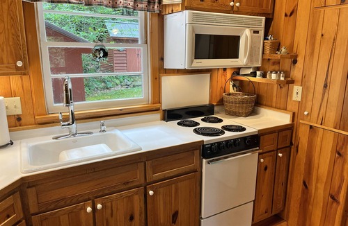 West Newfield House | Lovely Maine Lakeside Cottage and Bunkhouse