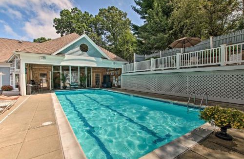 Norwich Villa | Lovely Norwich Villa, On Golf Course w/Amenities!