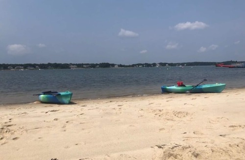 Mashpee Neck House | Lovely sanctuary on the Cape with kayaks and bikes