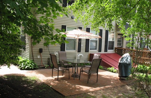 Lenox House | Lovely Townhouse In Heart Of Lenox, 2 Bedroom, 2 Bath