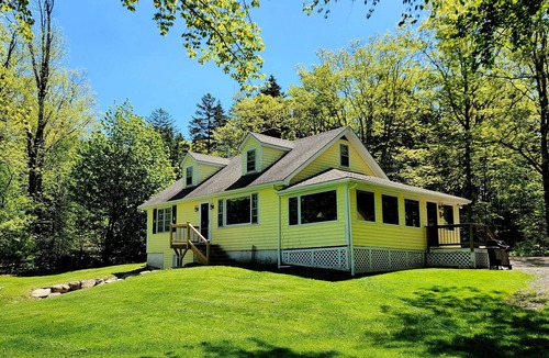 Waldoboro House | Lovely Waterfront Cottage with Great Views, Sunsets