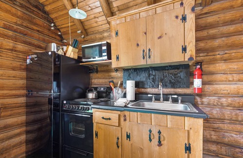 Rangeley Cabin | LuckyStryk - Classic Barker Loop Camp on Mooselookmeguntic