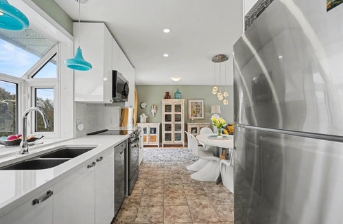 Ottawa Division House | Luxe 3BR Bungalow With Ensuite Baths And Pool