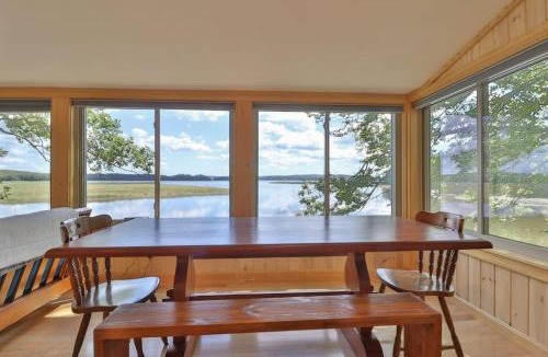Bowdoinham House | Luxe Bayfront Cabin w/Stunning Views & Shared Dock- Ideal for Hunting & Fishing