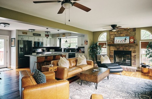 Cairo Cabin | Luxe Catskills Mountain Cabin Private Pool Hot Tub, Fire Pit, Pond, Dog-friendly