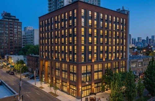 Hunters Point Apartment | Luxe Studio |King Bed | LIC |NYC